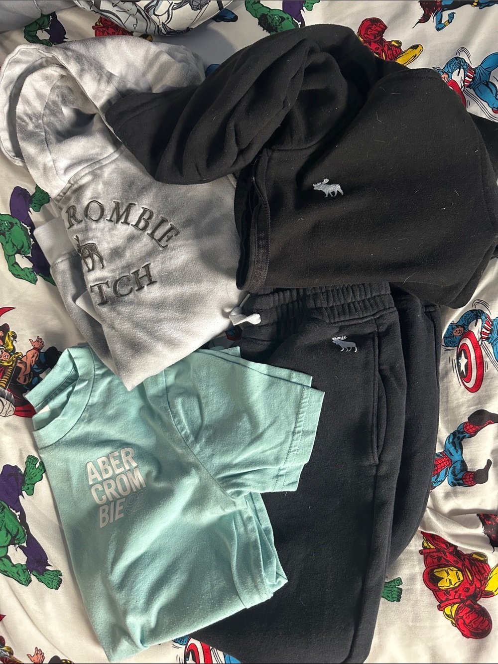 Abercrombie & Fitch Kids LOT of 9/10